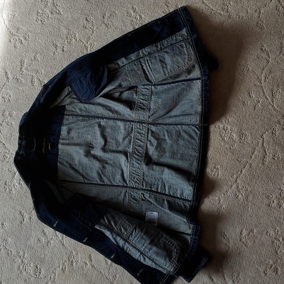 Eddie Bauer denim jacket size petite medium - Picture 4 of 5